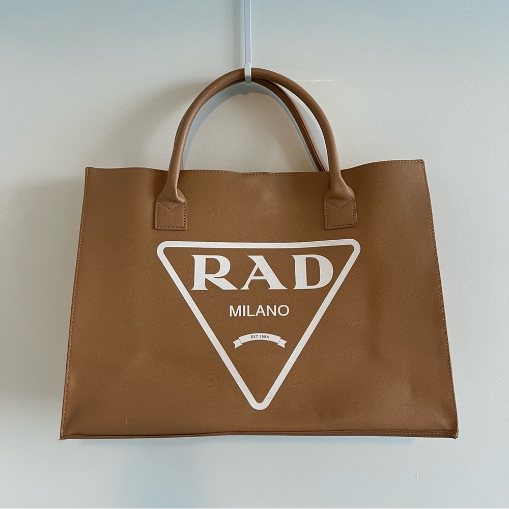 LA/TC. ‘ lRAD Milano’ Modern Vegan Leather Tote (Tan)
